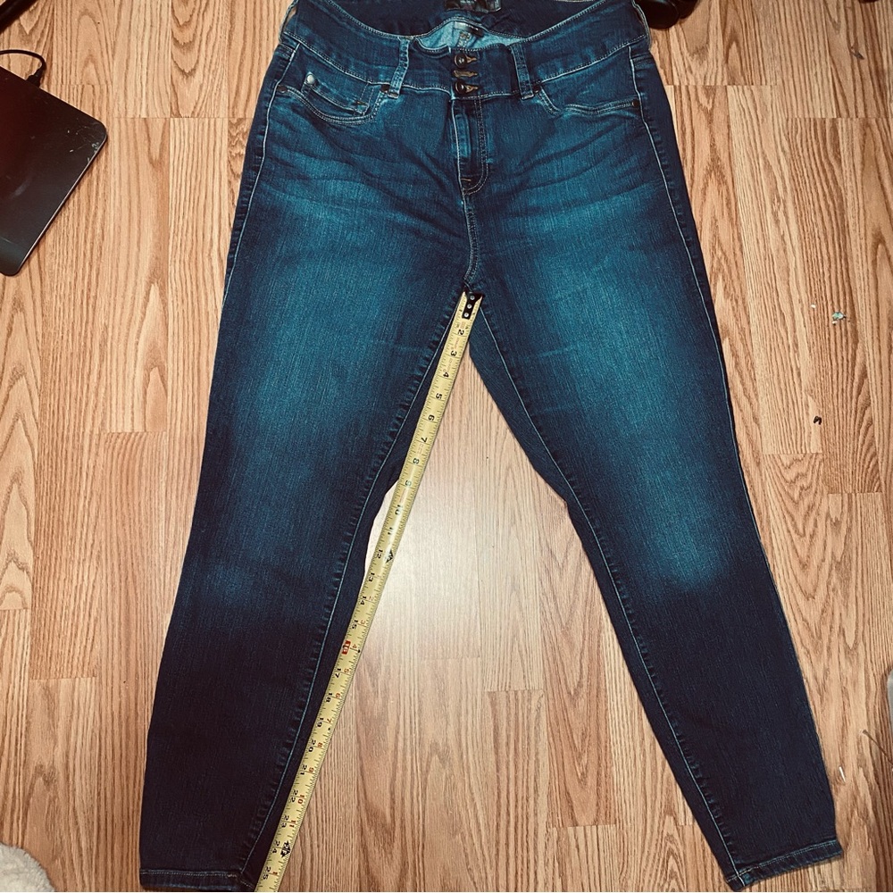 Torrid Dark Indigo Skinny Jeans with wide waist band Size 18R 00071